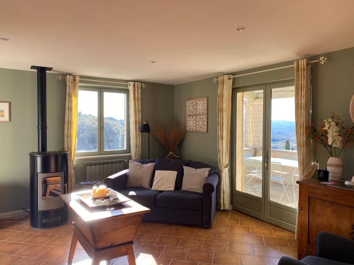 Les-Pepites-De-Badou Presentent La Graviere Le Barroux Exterior photo